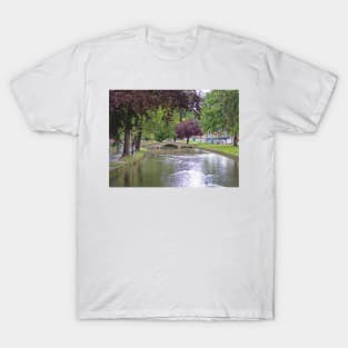 Bourton on the water, Gloucestershire, England T-Shirt